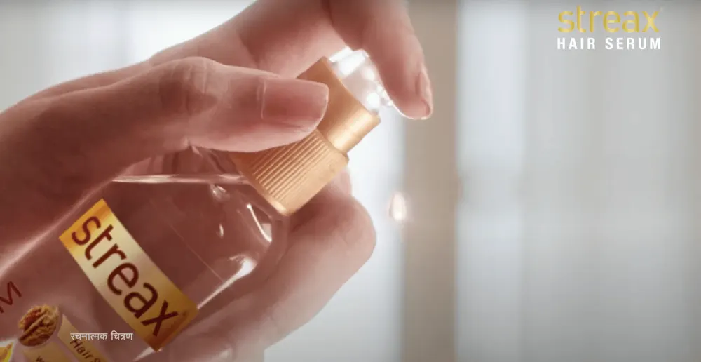 Streax Hair Serum Shine On Isabelle Kaif