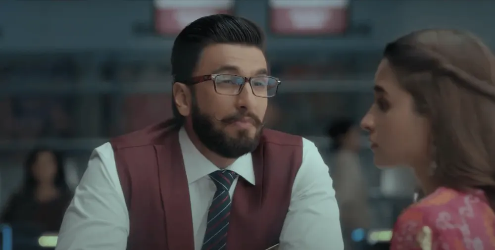 MakeMyTrip Airport Overweight - Ranveer & Alia