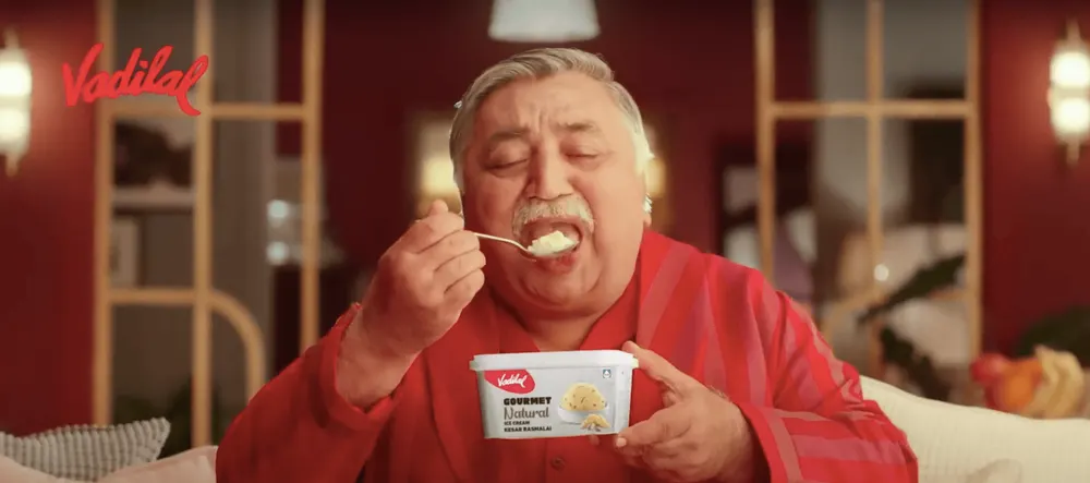 Vadilal Gourmet Natural Kesar Rasmalai Ice Cream