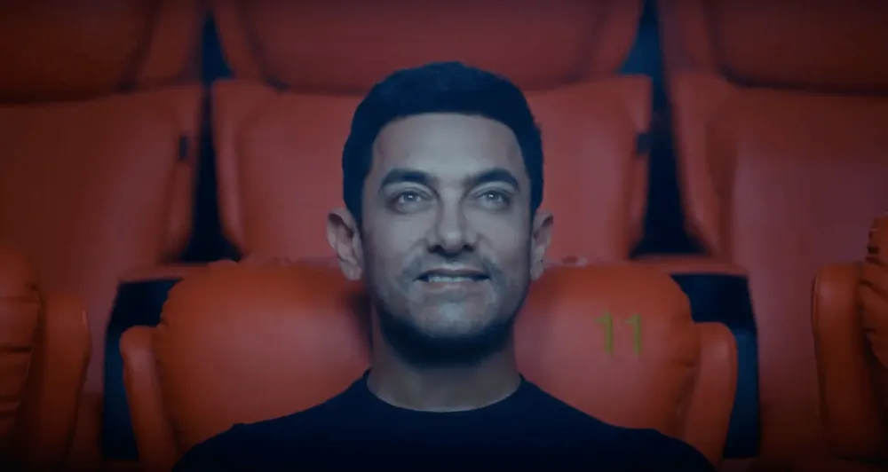 PVR ISS ANDHERE MEIN BAHUT ROSHNI HAI Aamir