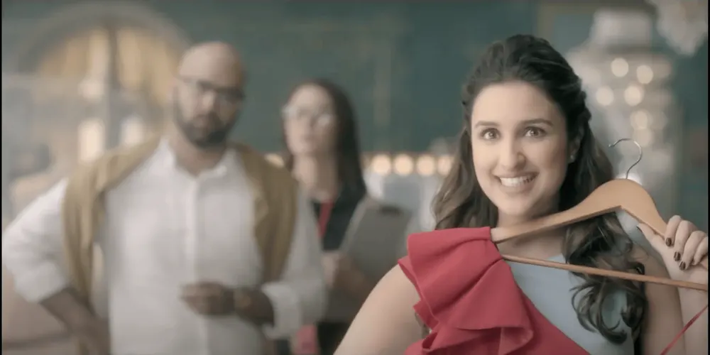 Layerr Shot - Parineeti