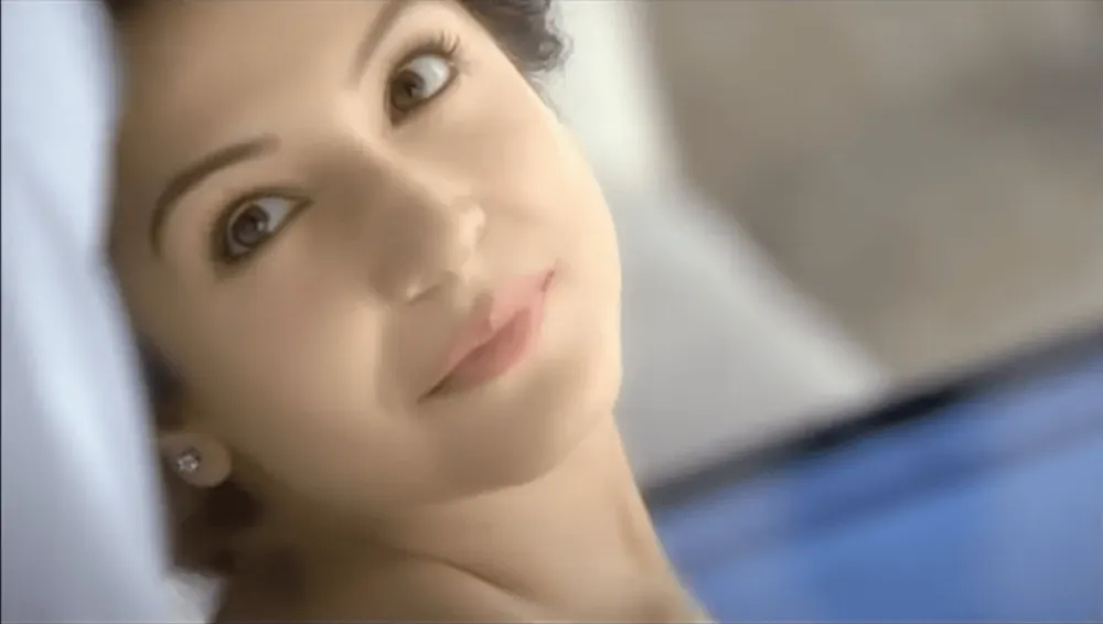Nivea Smooth Milk - Anushka