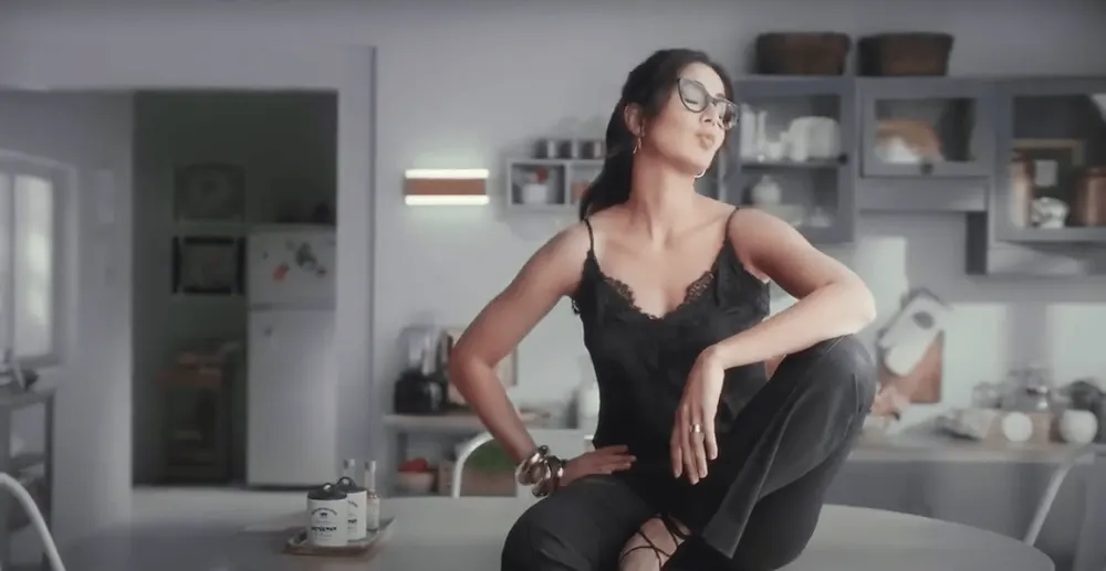 Lenskart Katrina wants to know #howdoilook!