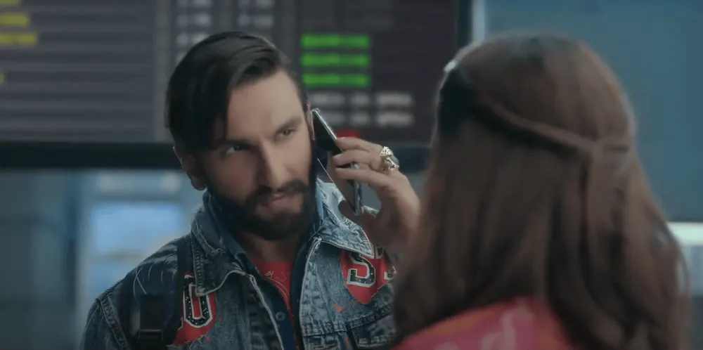 MakeMyTrip Airport - Ranveer & Alia